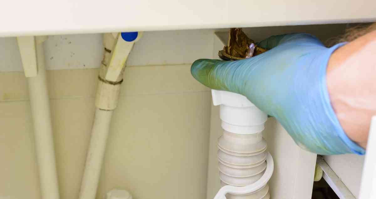 Drain-Pipe-Cleaning-Services